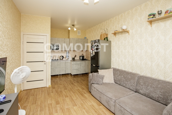 
  Продается 2-комн. квартира 36.3 м², в ЖК Кемерово-Сити, дом 37 блок-секция 1, 2, 3. Фото 4.