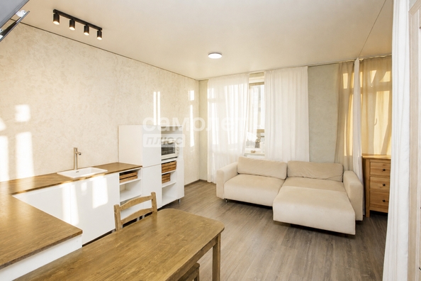 
  Продается 2-комн. квартира 45 м², в ЖК Парковый, дом 1. Фото 4.