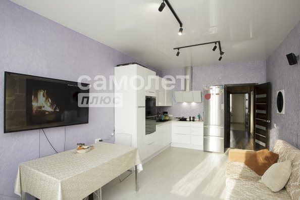 
  Продается 3-комн. квартира 72.7 м². Фото 1.