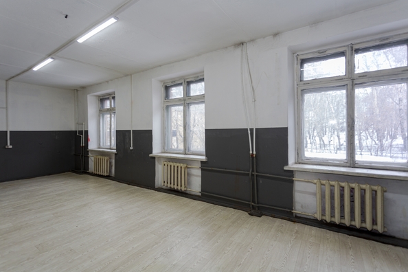 
  Продам здание 1040.7 м². Фото 4.