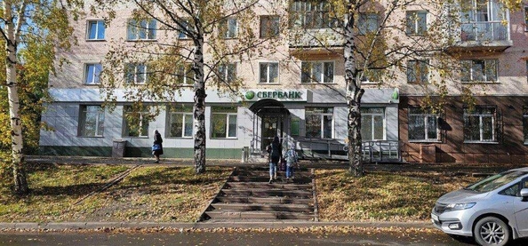 
  Сдается офис 174.8 м². Фото 1.