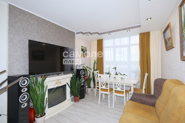 
  Продается 3-комн. квартира 61.4 м², в ЖК Кедровый, дом 12. Фото 1.