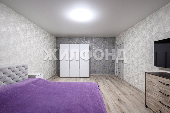 
   Продам 2-комнатную, 50.9 м², Кирова ул, 242

. Фото 11.