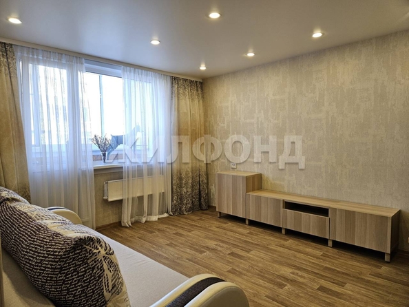 
   Продам 2-комнатную, 43.4 м², Лейтенанта Амосова ул, 77/1

. Фото 2.