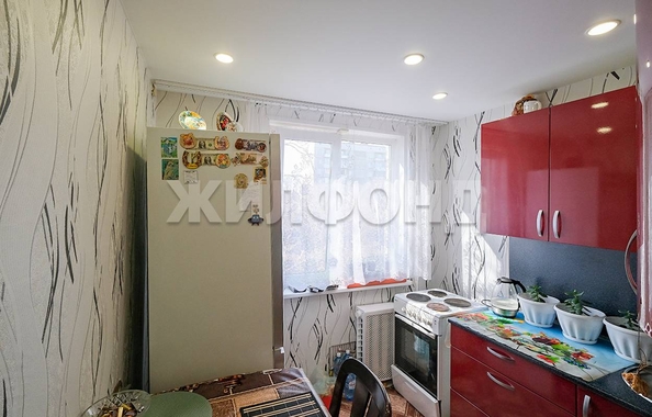
   Продам 1-комнатную, 29.4 м², Широкая ул, 135/1

. Фото 2.