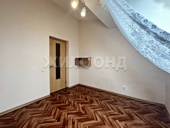 
   Продам 2-комнатную, 56.4 м², Сибирский мкр, 1

. Фото 7.