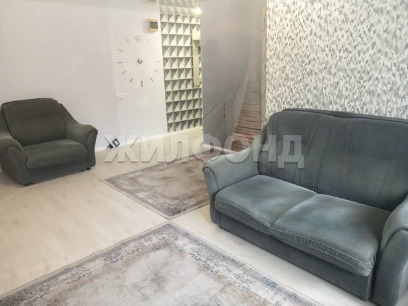 
   Продам 2-комнатную, 42.7 м², Титова ул, 4

. Фото 2.