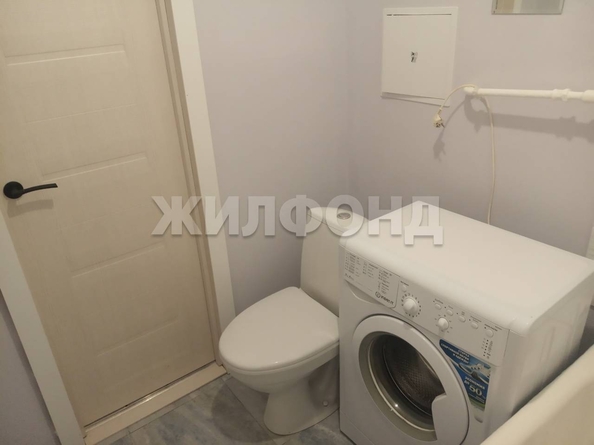 
   Продам 2-комнатную, 42.7 м², Титова ул, 4

. Фото 11.