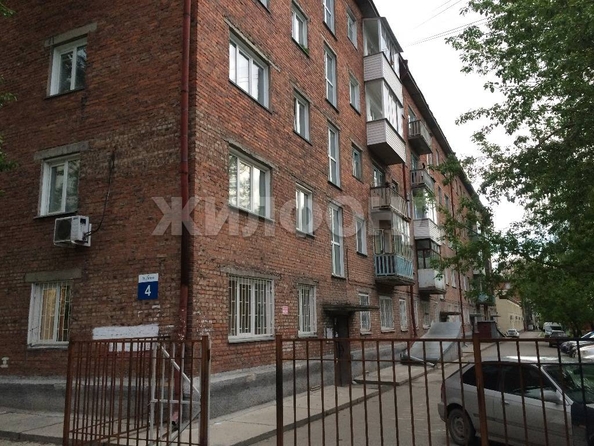 
   Продам 2-комнатную, 42.7 м², Титова ул, 4

. Фото 17.