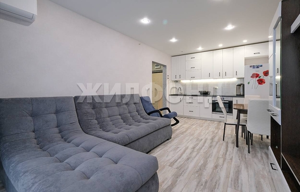 
   Продам 2-комнатную, 39.6 м², 3-й микрорайон, 15/1

. Фото 8.
