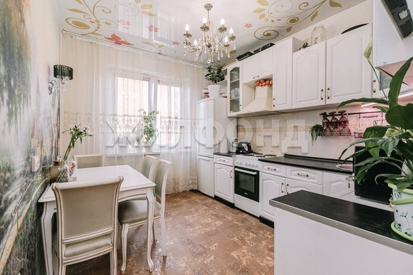
   Продам 3-комнатную, 65.8 м², Тюленина ул, 15

. Фото 3.