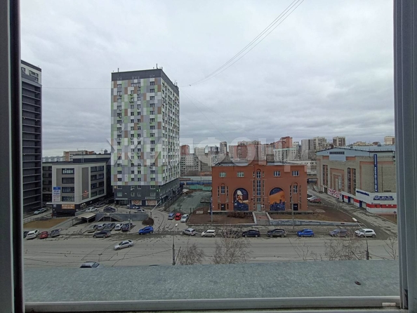 
  Продается 3-комн. квартира, 63 м², Железнодорожная ул, д. 20
. Фото 13.