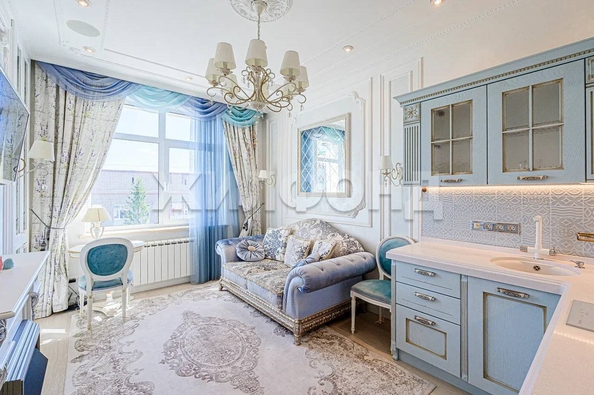 
   Продам 4-комнатную, 143 м², Романова ул, 25

. Фото 7.