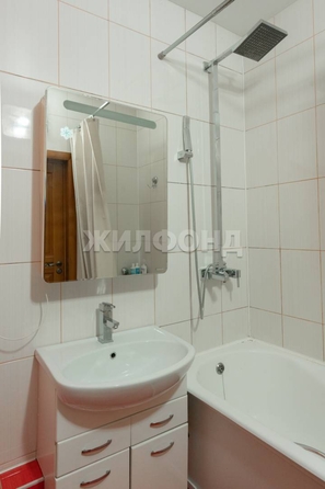
   Продам 3-комнатную, 76.5 м², Народная ул, 77

. Фото 17.