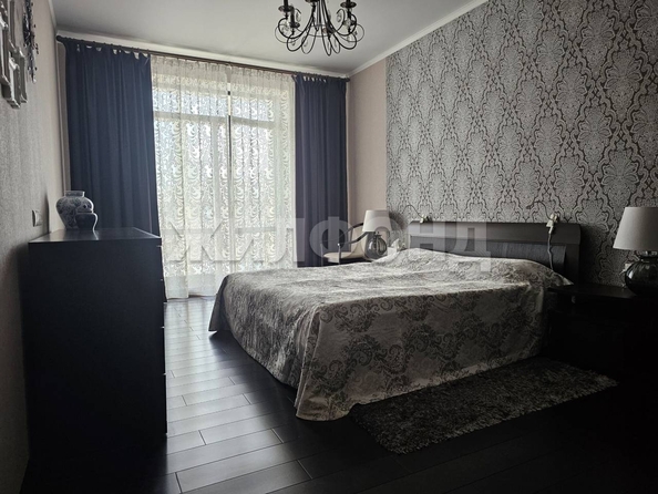 
  Продается 3-комн. квартира, 121.8 м², Крылова ул, д. 7/1
. Фото 10.