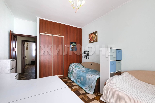 
   Продам 3-комнатную, 70.4 м², , 30/3

. Фото 6.