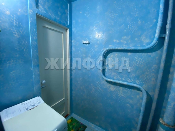 
   Продам 1-комнатную, 27.3 м², Есенина ул, 10/1

. Фото 6.