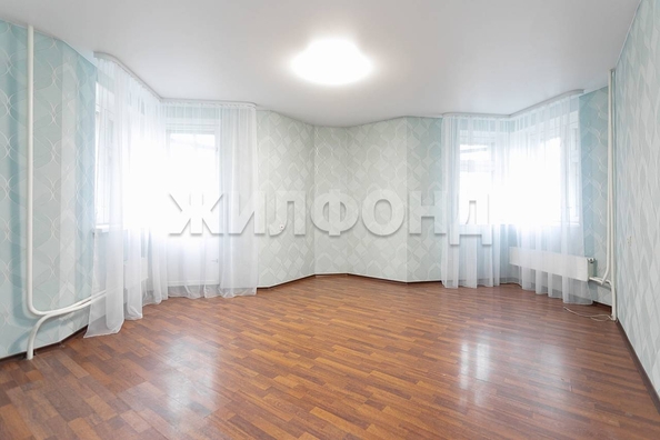 
  Продается 1-комн. квартира, 51.3 м², Учительская ул, д. 8
. Фото 2.