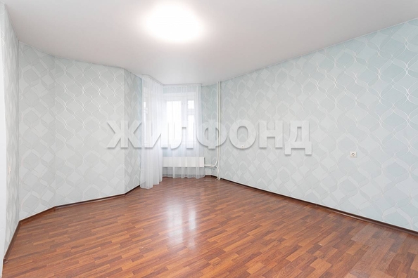 
  Продается 1-комн. квартира, 51.3 м², Учительская ул, д. 8
. Фото 10.