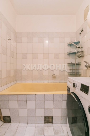 
   Продам 2-комнатную, 49.5 м², 9-й Гвардейской Дивизии ул, 4

. Фото 9.