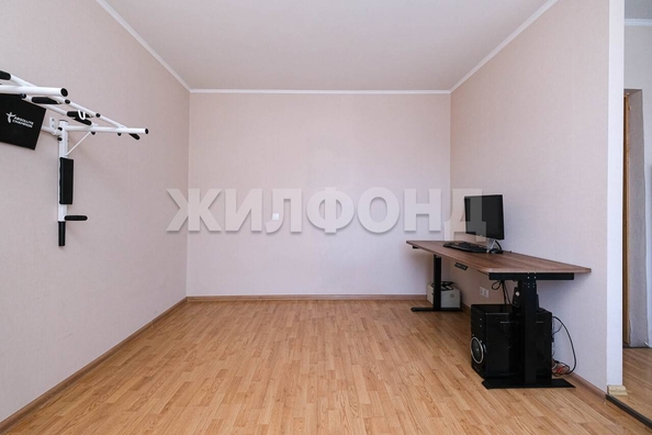
   Продам 2-комнатную, 51.7 м², Краснообск, 218

. Фото 21.