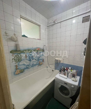 
   Продам 2-комнатную, 41 м², Зыряновская ул, 121

. Фото 3.