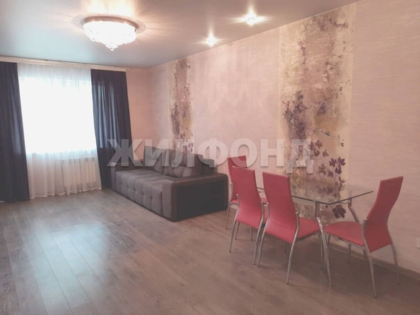 
   Продам 2-комнатную, 62.2 м², Лескова ул, 29

. Фото 2.