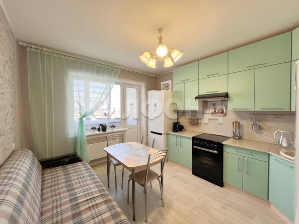 
   Продам 3-комнатную, 72.7 м², Спортивная ул, 17

. Фото 8.