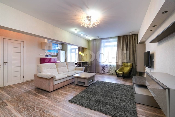 
  Продается 3-комн. квартира, 89.5 м², Красный пр-кт, д. 157
. Фото 3.