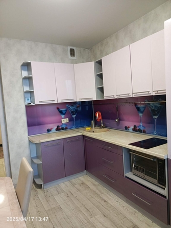 
  Сдам в аренду 1-комнатную квартиру, 35 м², Новосибирск

. Фото 1.