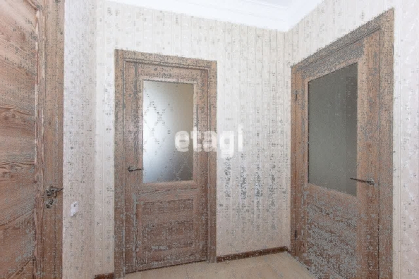 
   Продам 1-комнатную, 35.4 м², Ясный Берег ул, 9

. Фото 4.