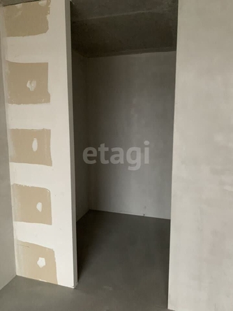 
   Продам 1-комнатную, 40.3 м², Владимира Заровного ул, 32

. Фото 5.