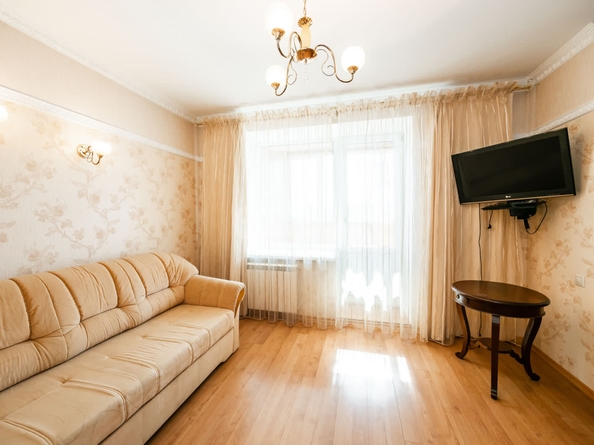 
   Продам 4-комнатную, 132 м², Обская ул, 50/1

. Фото 9.
