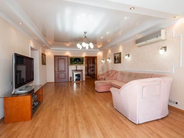 
   Продам 4-комнатную, 132 м², Обская ул, 50/1

. Фото 14.