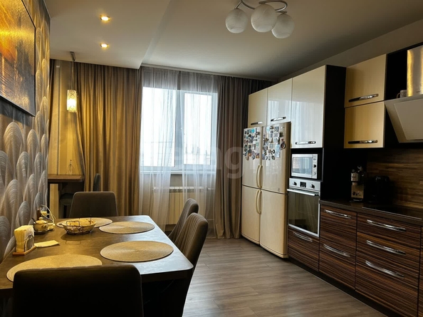 
   Продам 3-комнатную, 96.1 м², Овражная ул, 13

. Фото 1.