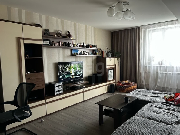 
   Продам 3-комнатную, 96.1 м², Овражная ул, 13

. Фото 3.