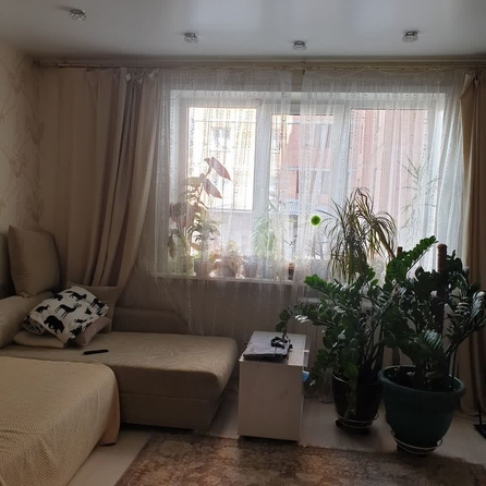 
   Продам 4-комнатную, 80 м², Красина ул, 60

. Фото 2.
