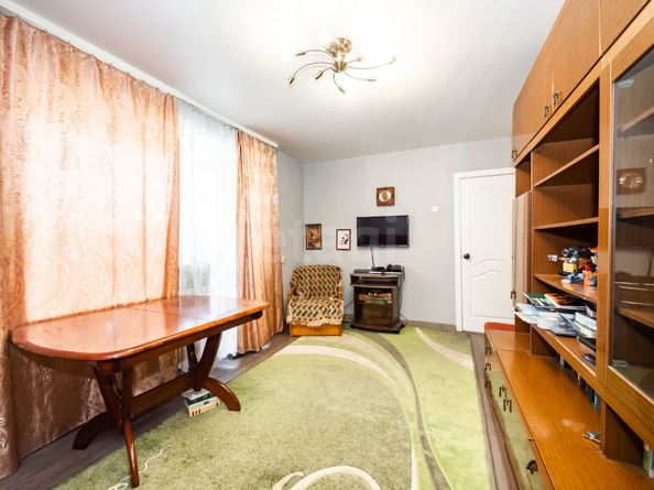 
   Продам 2-комнатную, 42 м², Богдана Хмельницкого ул, 17

. Фото 2.