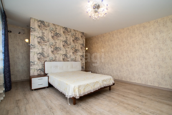 
   Продам 4-комнатную, 144.9 м², Вертковская ул, 42

. Фото 26.