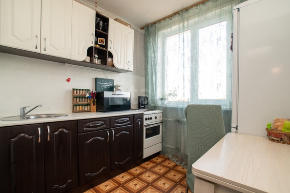 
   Продам 1-комнатную, 29.7 м², Октябрьская ул, 13

. Фото 1.