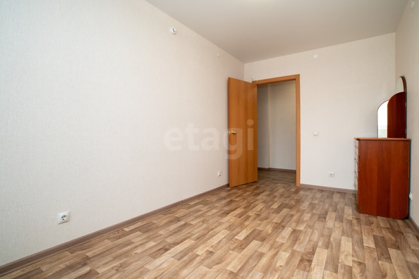 
   Продам 2-комнатную, 51.4 м², Петухова ул, 95/4

. Фото 8.