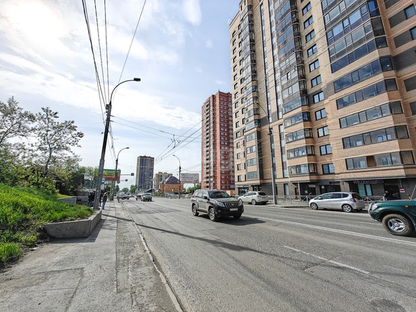 
   Продам 2-комнатную, 60 м², Кирова ул, 236

. Фото 16.