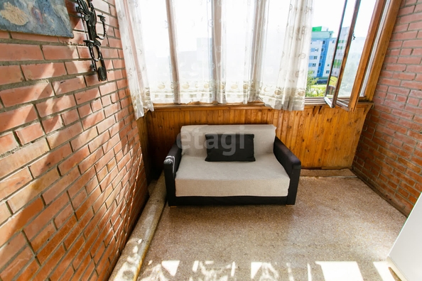 
   Продам 2-комнатную, 57.4 м², Новогодняя ул, 43

. Фото 12.