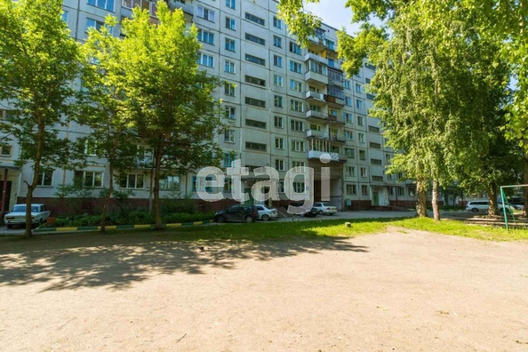 
   Продам 3-комнатную, 59.6 м², Петухова ул, 122/1

. Фото 4.