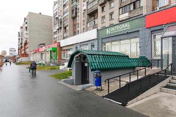
   Продам торговое помещение, 927.8 м², Троллейная ул, 37

. Фото 38.