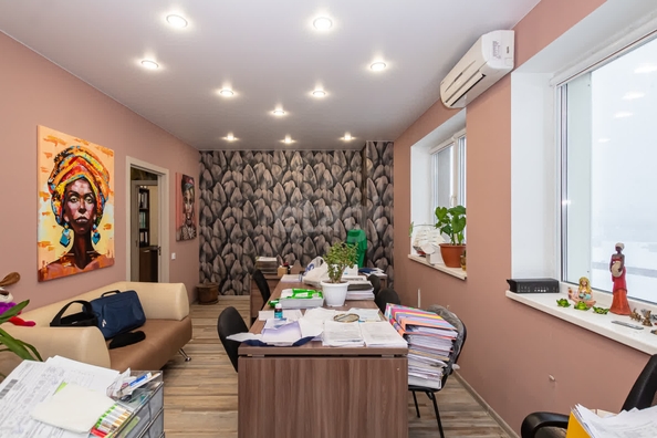 
   Продам офис, 134.2 м², Орджоникидзе ул, 40

. Фото 4.