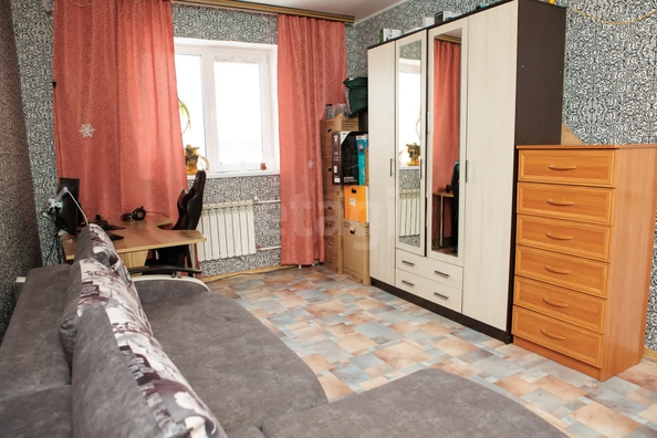 
   Продам 1-комнатную, 36.9 м², Октябрьская ул, 37

. Фото 1.