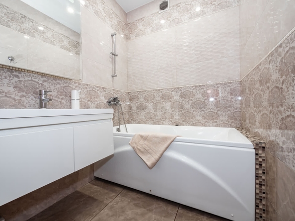 
   Продам 3-комнатную, 69.8 м², Восход ул, 20/1

. Фото 17.