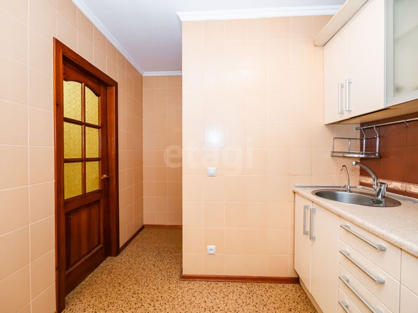 
   Продам 3-комнатную, 57.4 м², Большевистская ул, 171

. Фото 12.