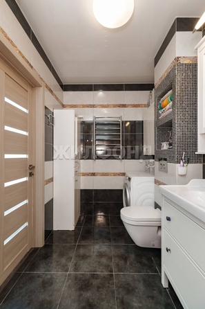 
   Продам 3-комнатную, 75.7 м², Владимира Заровного ул, 26

. Фото 20.